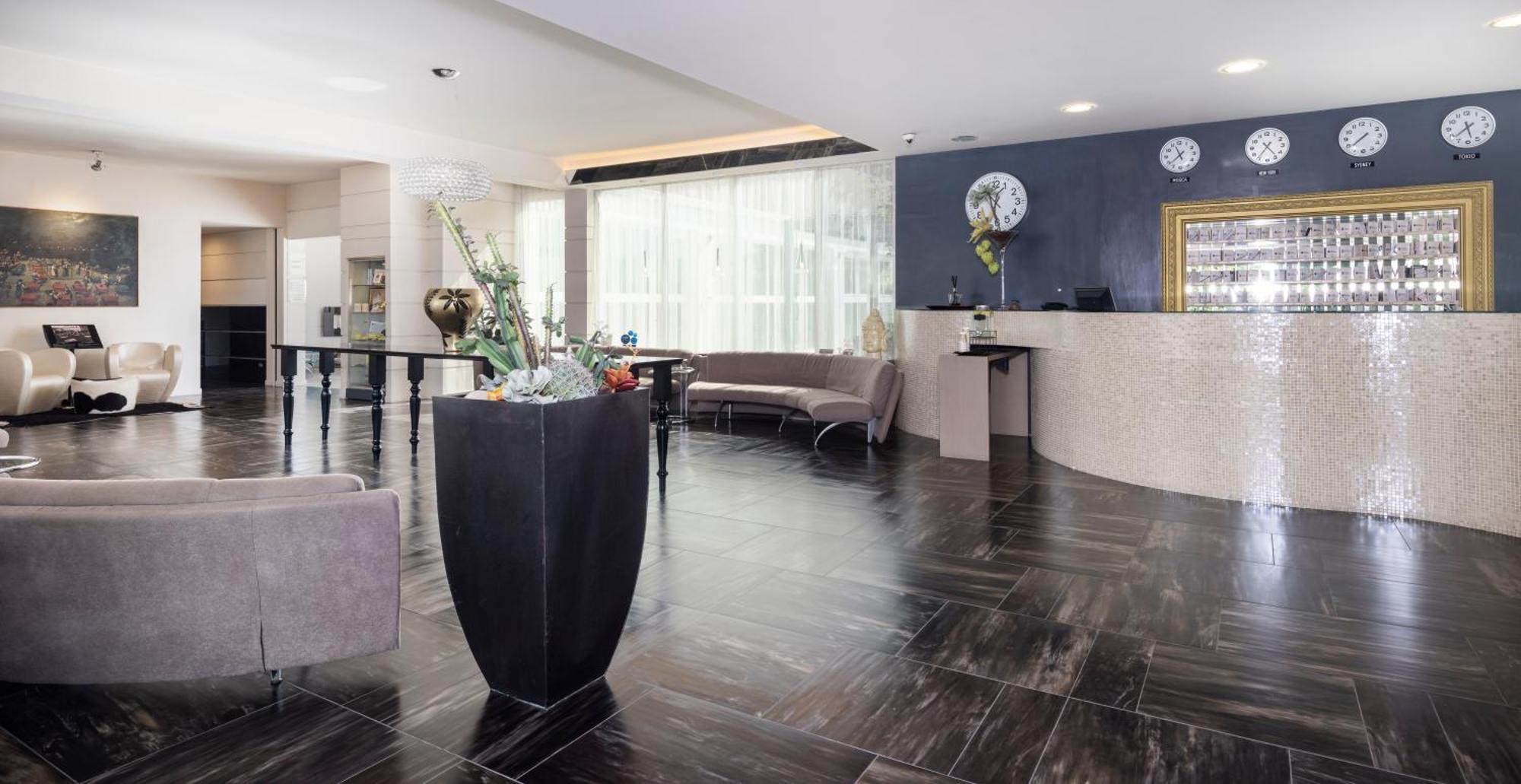 Best Western Plus Hotel Farnese パルマ エクステリア 写真